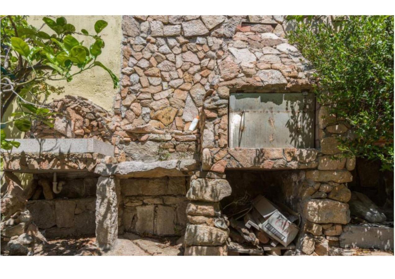 Casa Vacanze A Pochi Passi Dal Mare La Maddalena  Kültér fotó